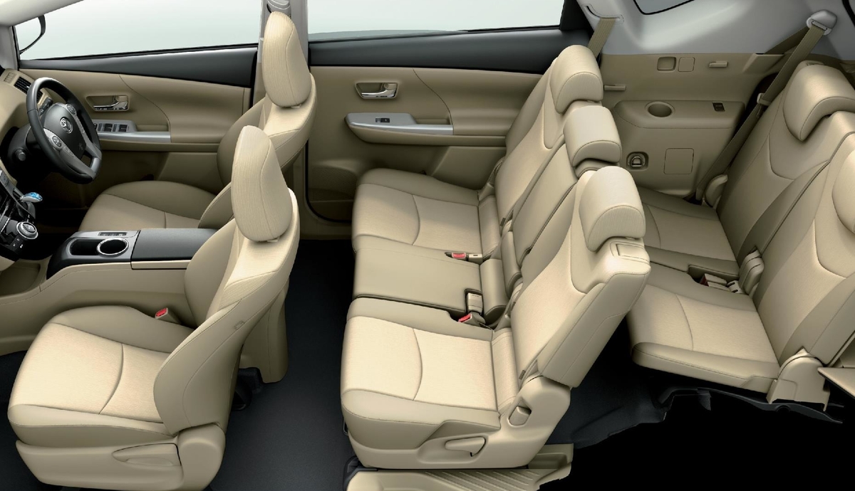 プリウスa 室内 ユナイテッドトヨタ熊本