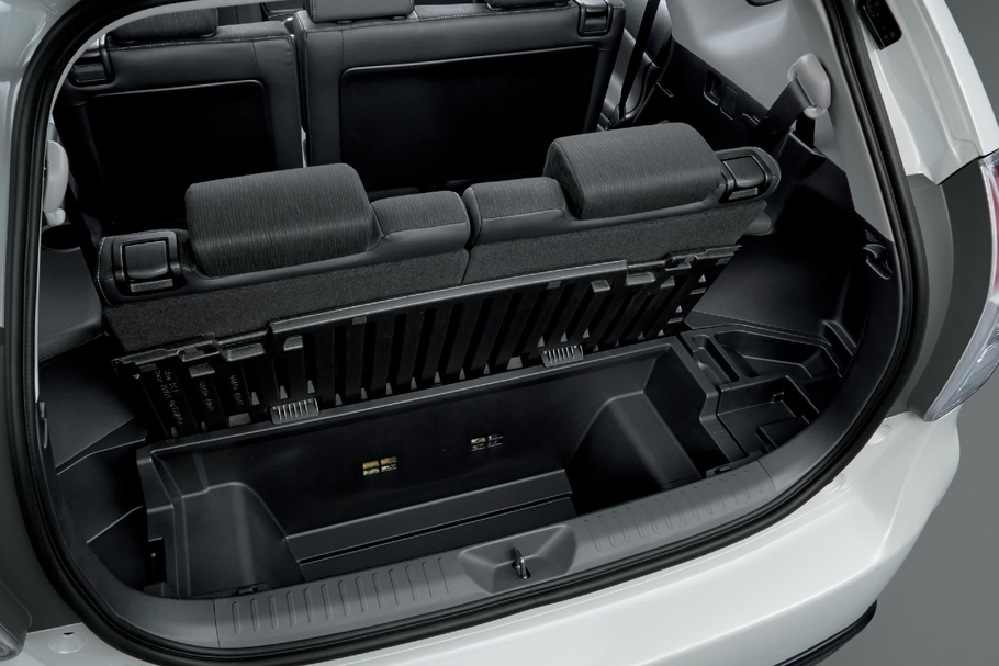 プリウスa 室内 ユナイテッドトヨタ熊本