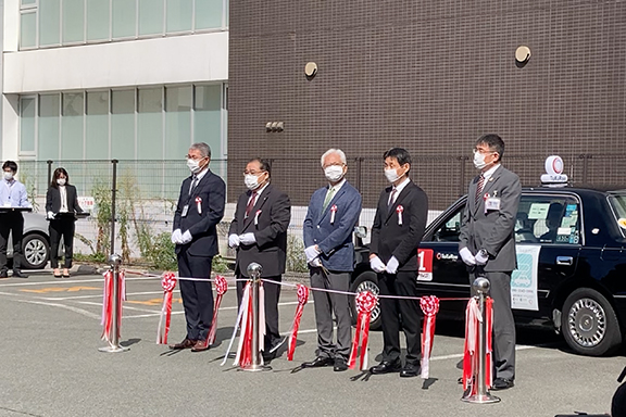 AIタクシー出発式