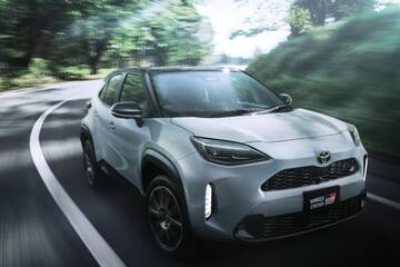 【モデル入り素材】GR SPORT（ハイブリッド・2WD）