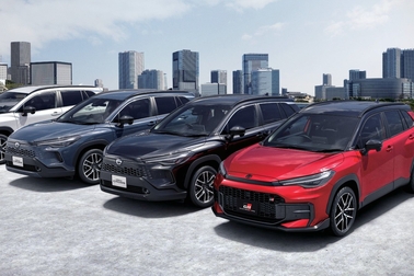 (右端):GR SPORT