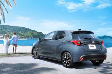 【モデル入り素材】Z（ハイブリッド・2WD）