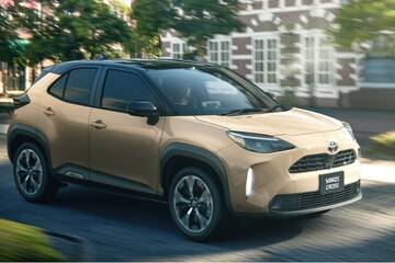 【モデル入り素材】Z（ハイブリッド・2WD）